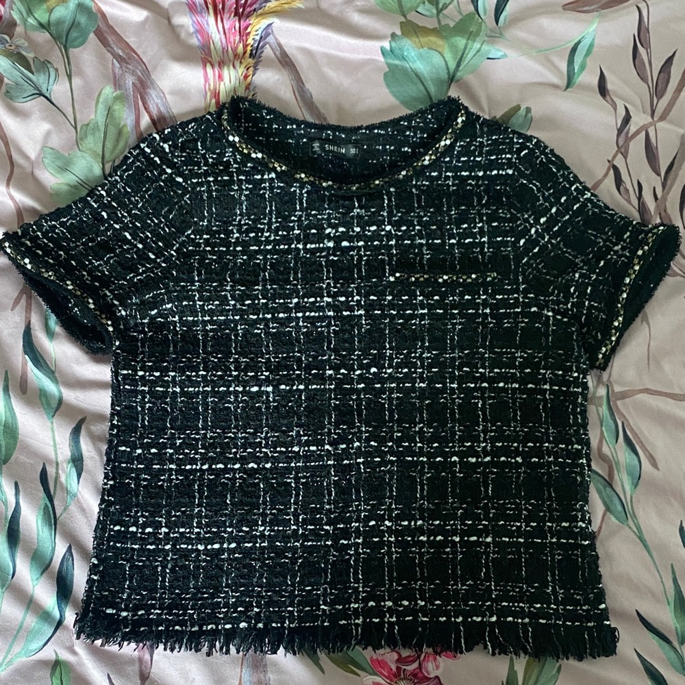 SHEIN Black and White Textured Top